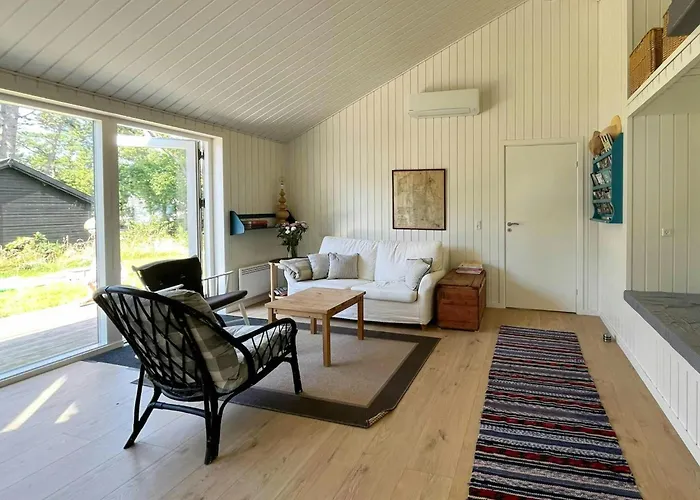 Idyllic View To The Fjord From Дом отдыха Jaegerspris